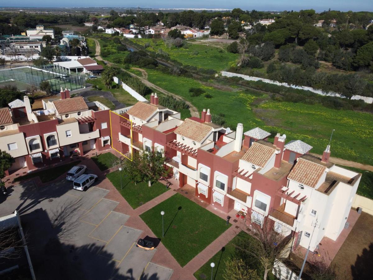 Vila Casa Piscina Playa Barrosa Delfin 6 Chiclana de la Frontera Exteriér fotografie